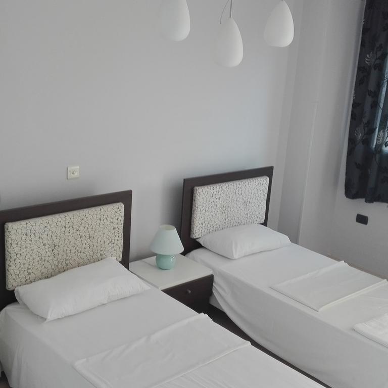 Hotel Albion Durres Exterior photo